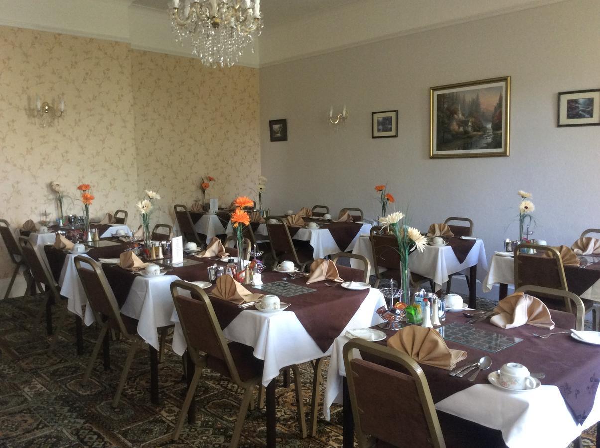 Coombe Court Hotel Торки Экстерьер фото